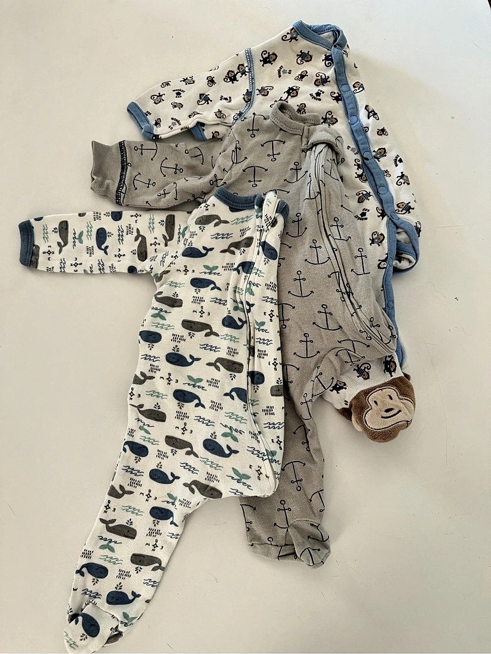 Baby 7Footed One-Piece Set in Gray & Blue